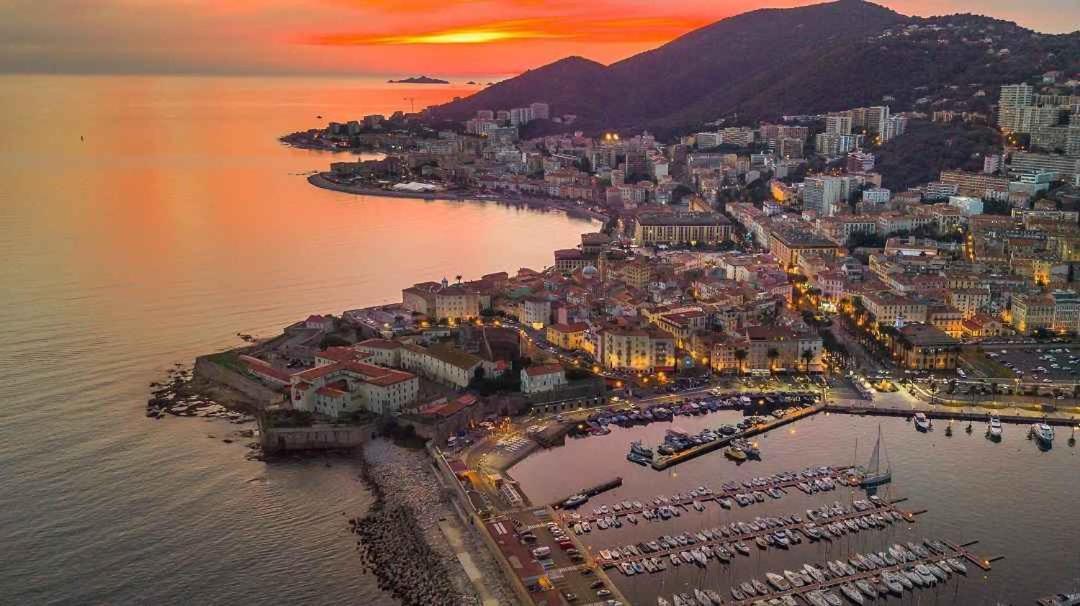 Marina'Home أجاكسيو المظهر الخارجي الصورة